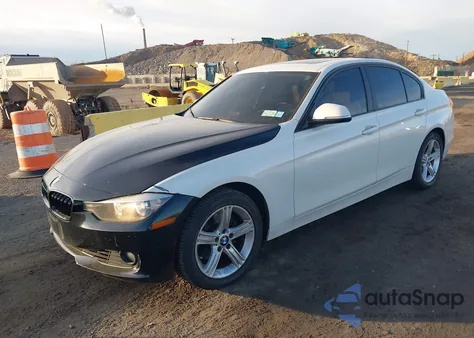 2013 BMW 328I xDrive z USA, uszkodzony, nr VIN WBA3B5C50DF594391